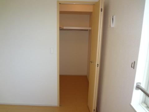 収納　クローゼット