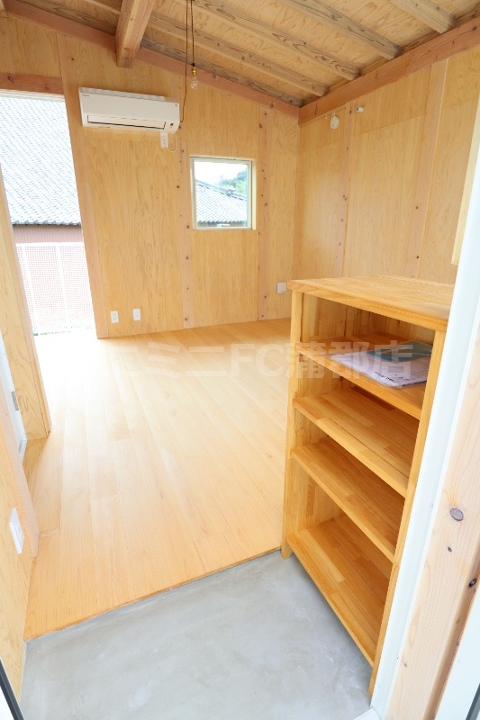 収納　シューズボックス
