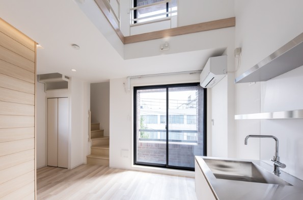 居室・リビング　別タイプ部屋　参考写真です