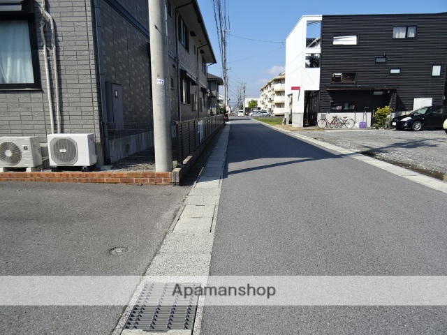 その他　前面道路（その他）まで0m