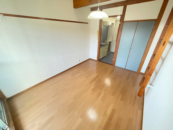 居室・リビング　別号室のお写真です。