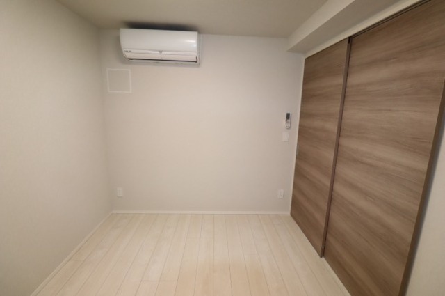 その他部屋・スペース　洋室５．２帖？