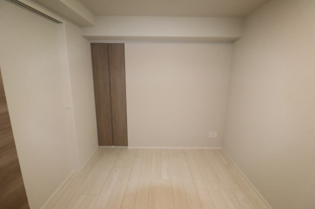 その他部屋・スペース　洋室５．２帖？