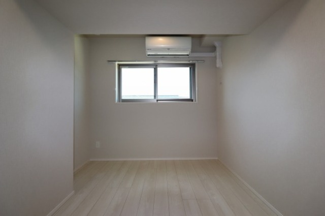 その他部屋・スペース　洋室５．４帖？