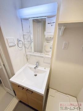 洗面設備　洗髪洗面化粧台