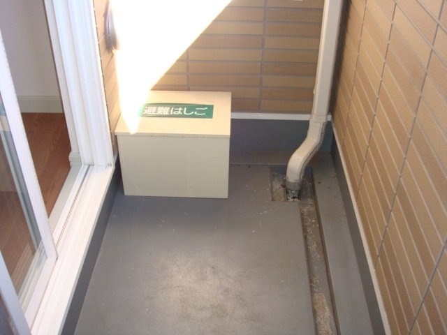 バルコニー　日当たり良好の南向きのバルコニー♪