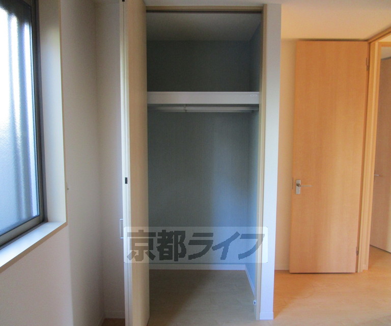 収納　奥行きのある収納になります。