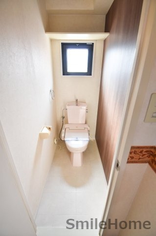 トイレ　清潔感があるトイレです。入るとホッとする、そんな空間。