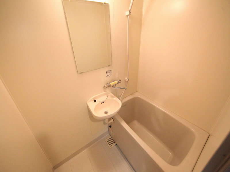 バス・シャワールーム　バスルーム（お風呂トイレ別）