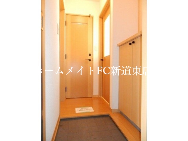 玄関　玄関