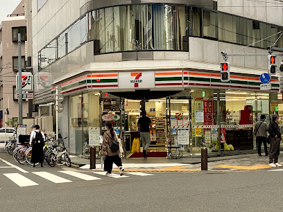 コンビニ　セブン-イレブン 京急蒲田駅前店（コンビニ）まで209m
