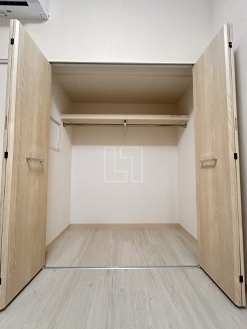 収納　シークレフ北浜　クローゼット