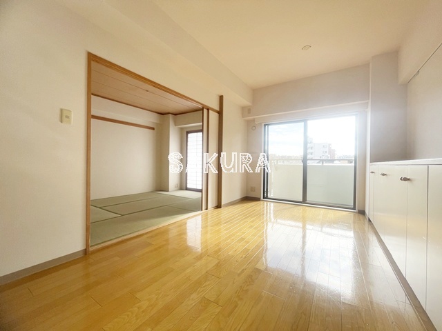 居室・リビング　開放感のあるゆったりとしたお部屋です♪