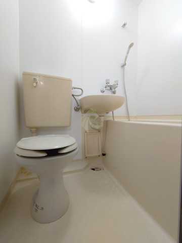 バス・シャワールーム　篠木ハウス