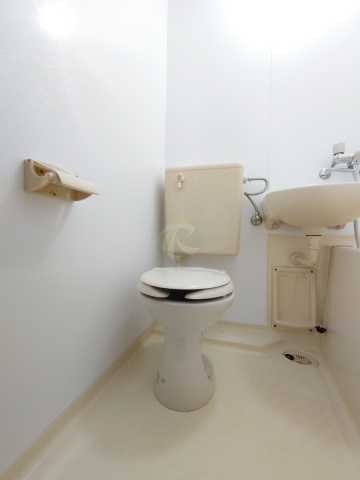 トイレ　篠木ハウス