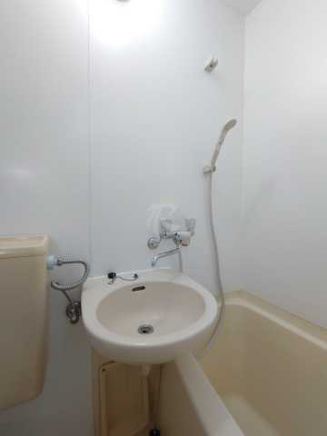 洗面設備　篠木ハウス