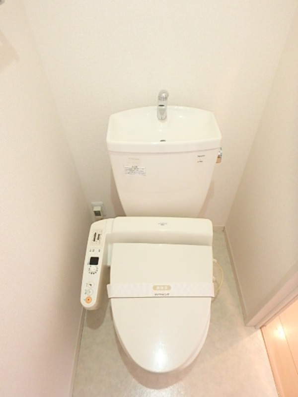 トイレ　図面と現状に相違がある場合には現状を優先