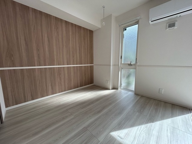 その他部屋・スペース　南側洋室