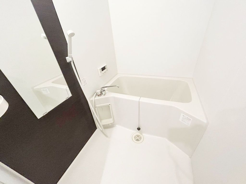 バス・シャワールーム　※同間取り別号室