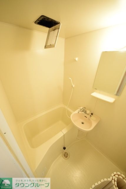 バス・シャワールーム　バストイレ別