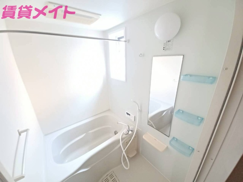 バス・シャワールーム　即入居可