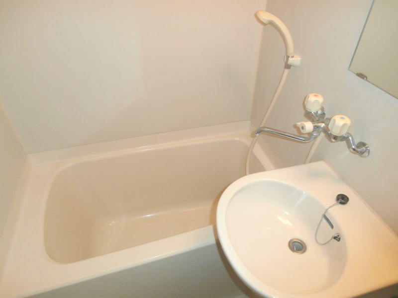 バス・シャワールーム　同仕様