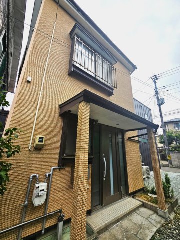 建物外観　２０１１年に外壁リフォーム済み、耐震性能適合証明書取得済み