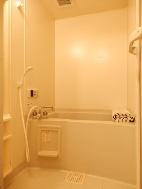 バス・シャワールーム　図面と現状に相違がある場合には現状を優先