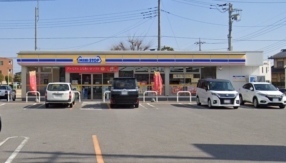 コンビニ　ミニストップ 宇都宮平松本町店（コンビニ）まで415m