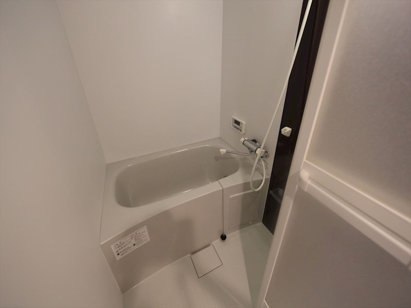 バス・シャワールーム　浴室暖房乾燥機付　追い焚き・オートバス機能付お風呂