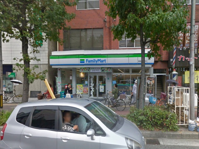 コンビニ　ファミリーマート喜連二丁目店（コンビニ）まで426m