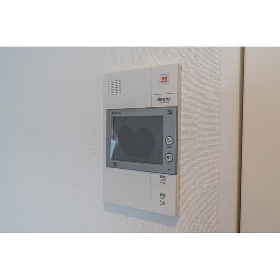 セキュリティ　モニター付きインターホン