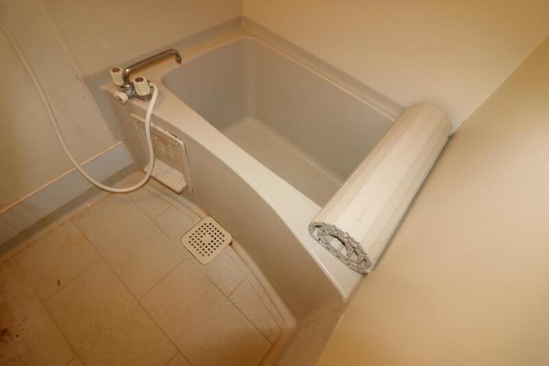 バス・シャワールーム　お湯に浸かって１日の疲れを癒やしてください