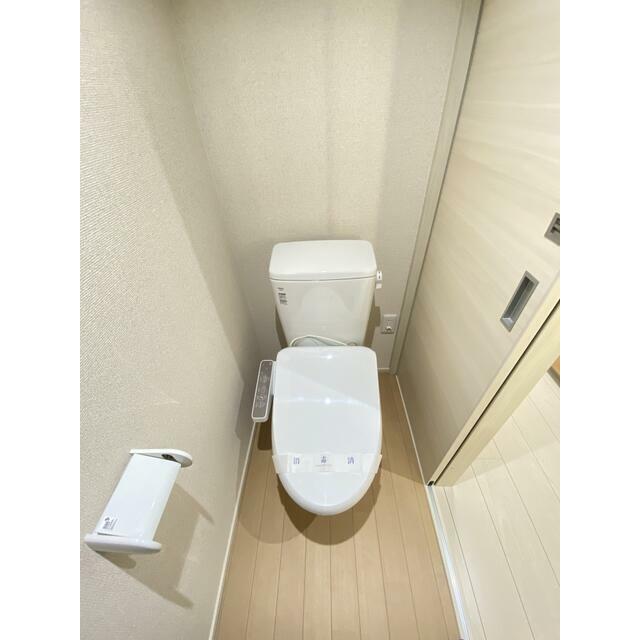 トイレ　現況優先／モデルルーム写真