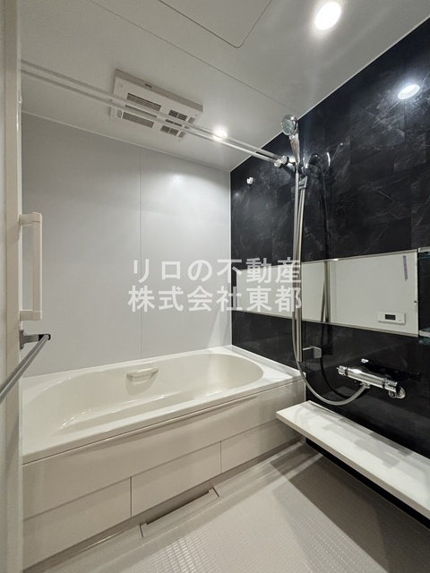 バス・シャワールーム　浴室には乾燥機が付いているので梅雨の時期でも安心です☆