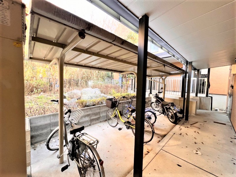 その他　駐輪スペースです。