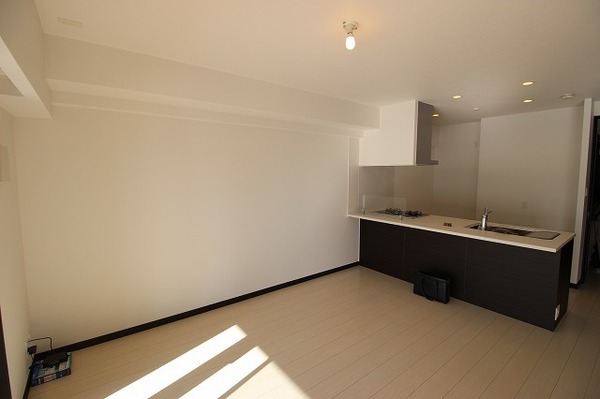 居室・リビング　※現況を優先します。