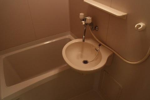 バス・シャワールーム　バス