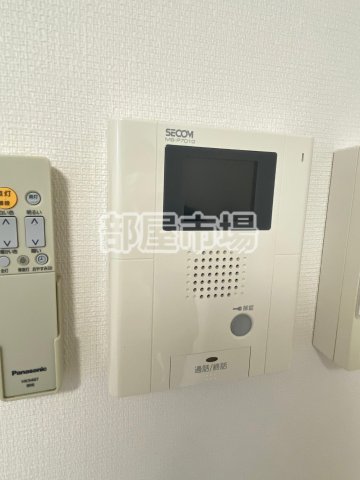 セキュリティ　モニター付きインターホン