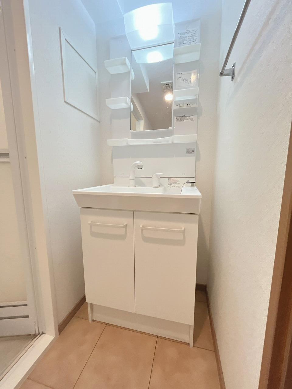 洗面設備　シャンプードレッサー