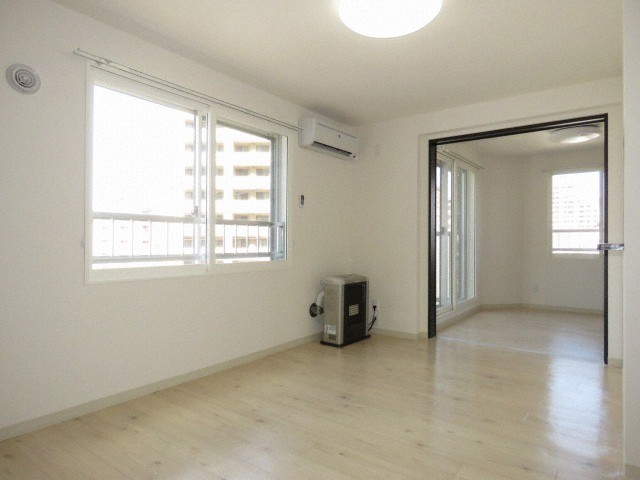 居室・リビング　広々したリビングです♪