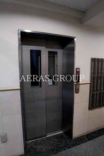 その他　エレベーター付き