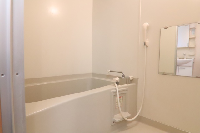 バス・シャワールーム　※別室の参考写真の為、現況優先です。
