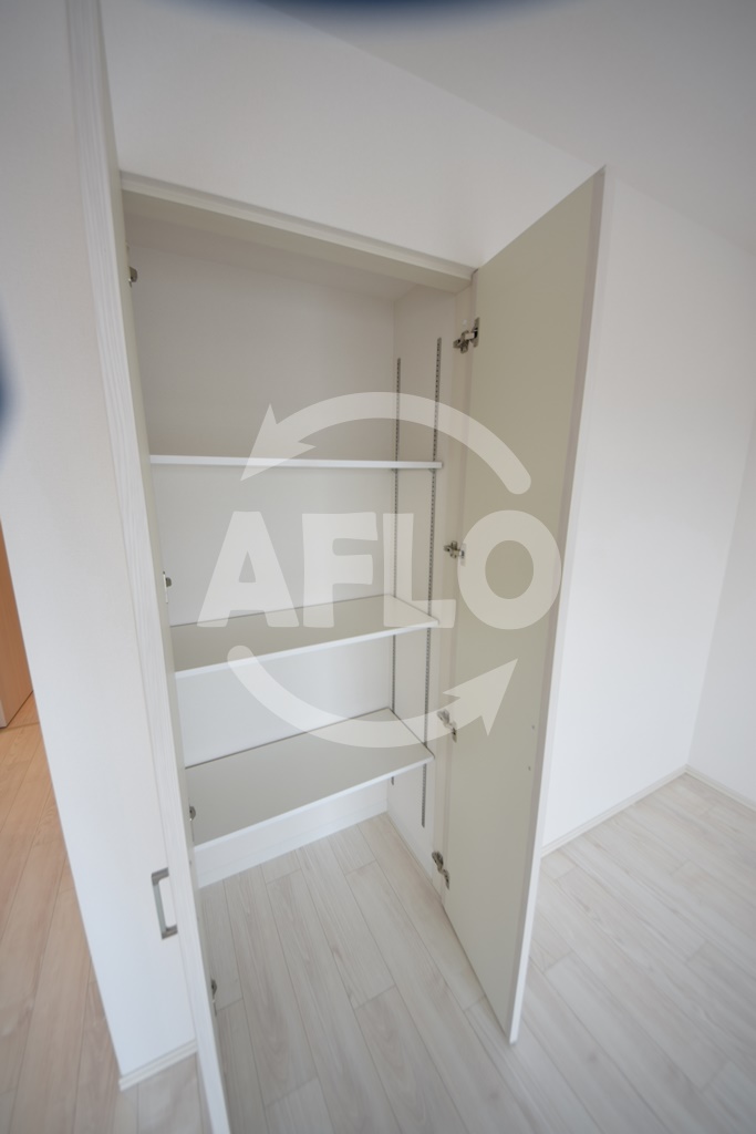 収納　リバーガーデン岸里玉出　収納