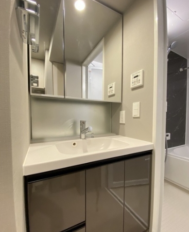 洗面設備　☆嬉しい独立洗面台☆
