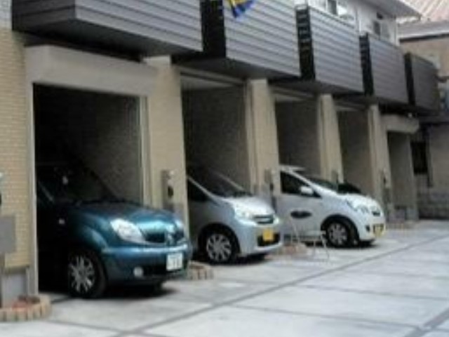 駐車場　駐車場