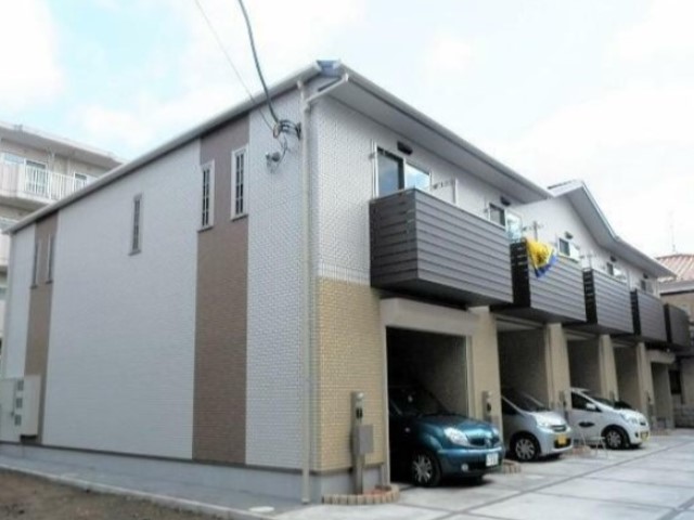 建物外観　２０１２年築