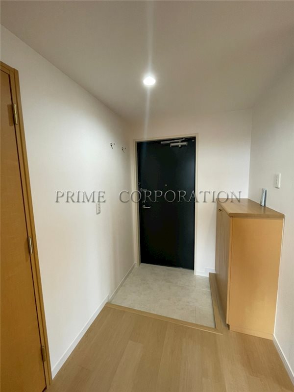 玄関　※参考写真※