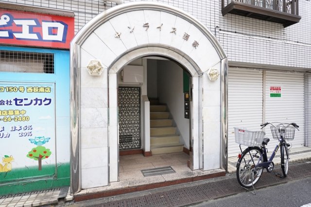エントランス　清潔なエントランスです