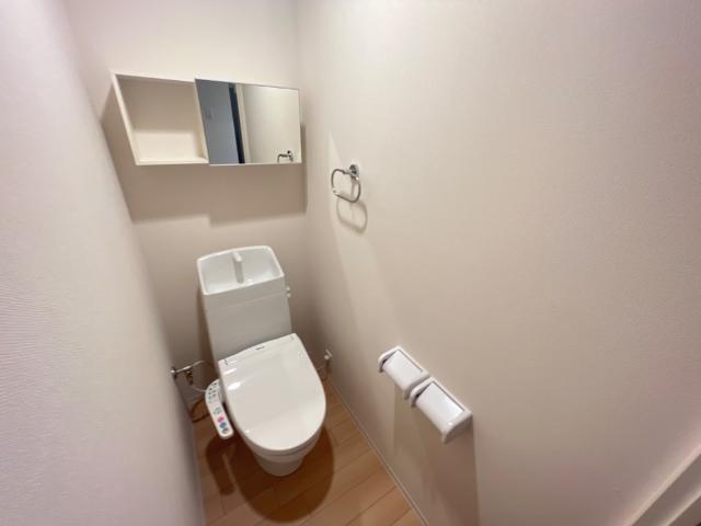 トイレ　シャワー付トイレ